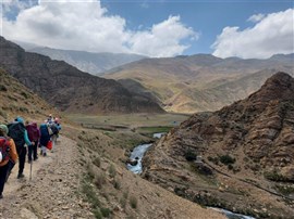 دشت و آبشار دریوک