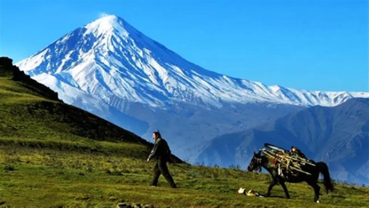 قله الیمستان