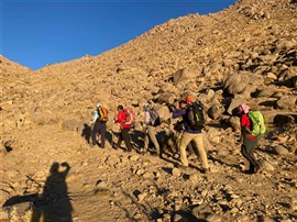 قله الوند به کلاغ لانه