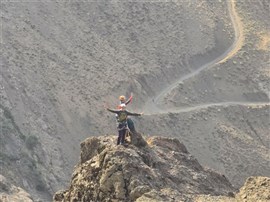گرده شرقی شاهدژ
