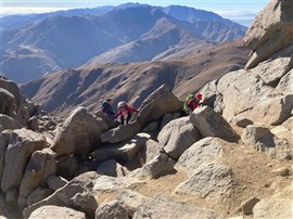 قله الوند به کلاغ لانه