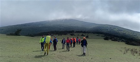 قله آسمان‌سرا